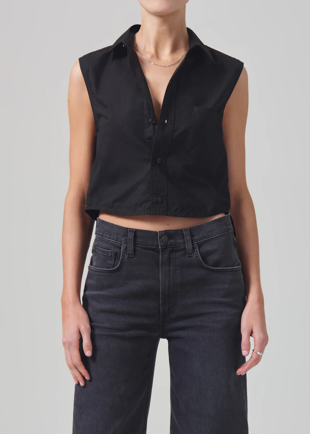 ANDERS SLEEVELESS CROP