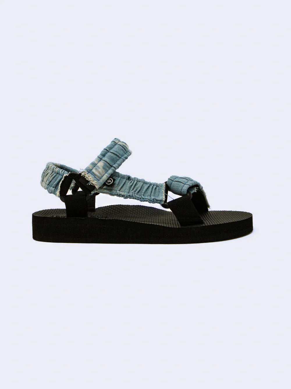 TRECKY SANDALS